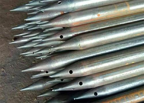 富裕隧道钢花管现货